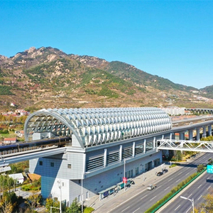  Projeto de Ponte Pedonal sobre Metro Ligeiro