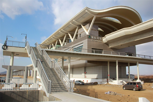  Projeto de Ponte Pedonal sobre Metro Ligeiro